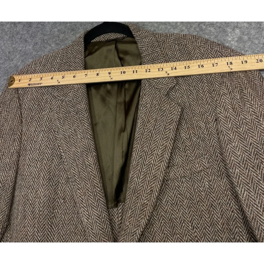 Vintage Harris Tweed Blazer Sport Coat Jacket Mens 43 R Brown Herringbone Wool